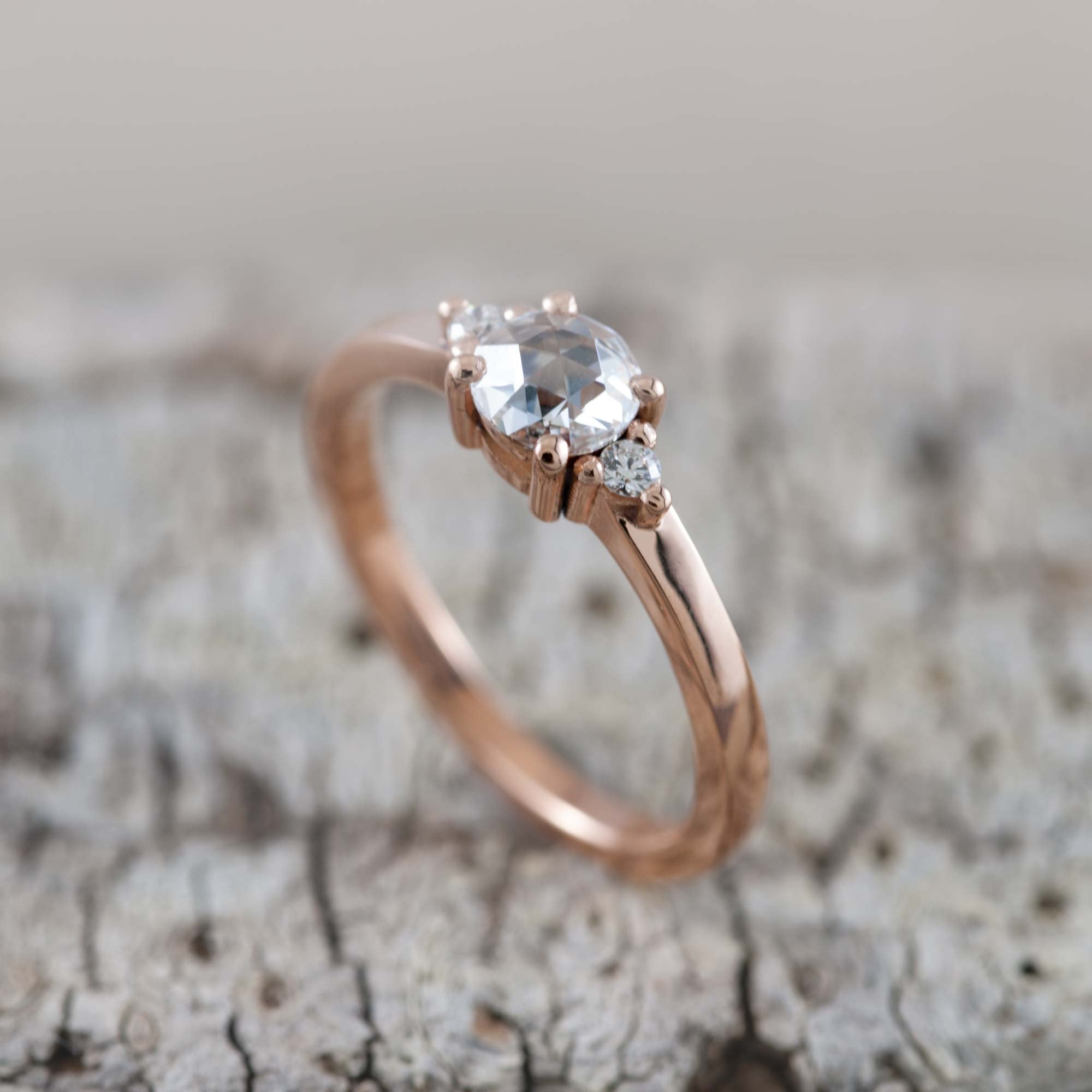 1/2 Carat (ctw I2-I3, H-I) Diamond Heart Engagement Ring in 10K White Gold  | Best Buy Canada